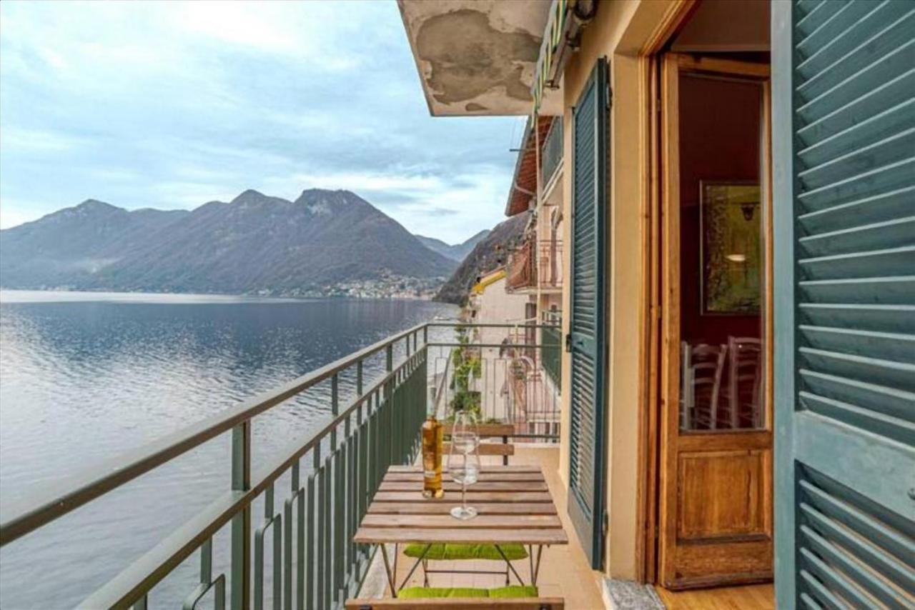 Paolo'S Home - Overlooking The Lake Colonno Bagian luar foto