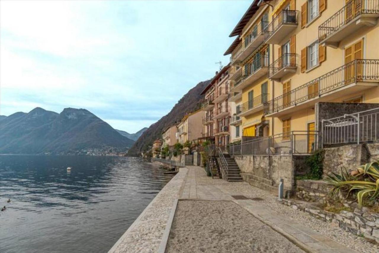 Paolo'S Home - Overlooking The Lake Colonno Bagian luar foto